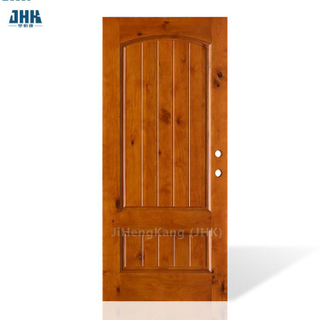 Porta de madeira de amieiro com interior rústico com dois painéis